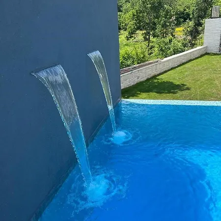 Villa Mystic With Private Pool Near Makarska Lokvicic