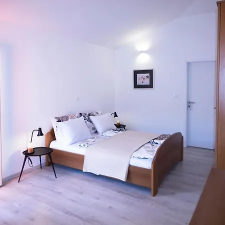 Villa Mystic With Private Pool Near Makarska *