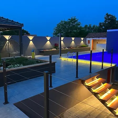 Villa Mystic With Private Pool Near Makarska *